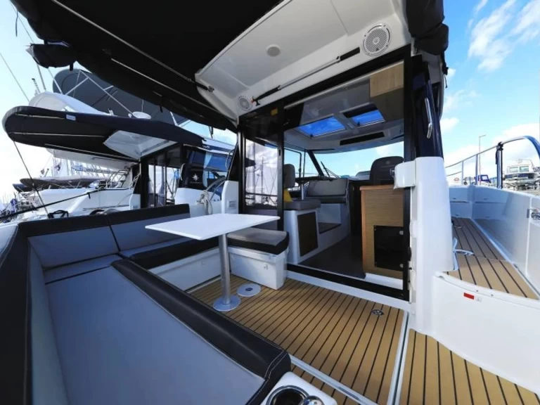 Pronájem Motorová loď v Biograd Na Moru -Jeanneau Merry Fisher 895
