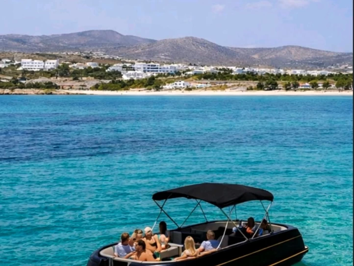 Pronájem jachty v Naoussa -Swiss boat ponton Starlounger na Samboatu