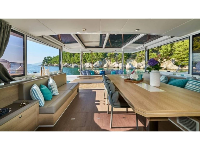 Katamarán k pronájmu v Sant Antoni de Portmany za nejlepší cenu