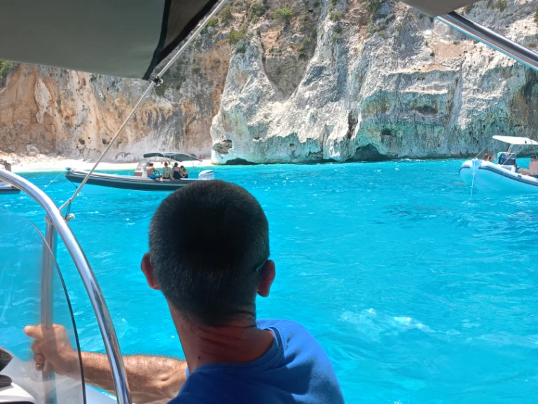 Pronájem lodi Cala Gonone lákavé ceny King 750