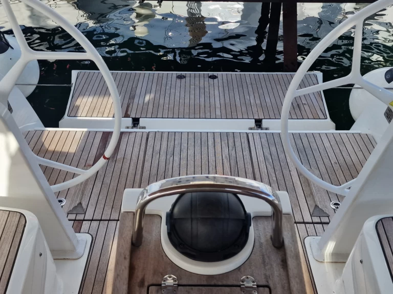 Pronájem Plachetnice Bavaria s licencí