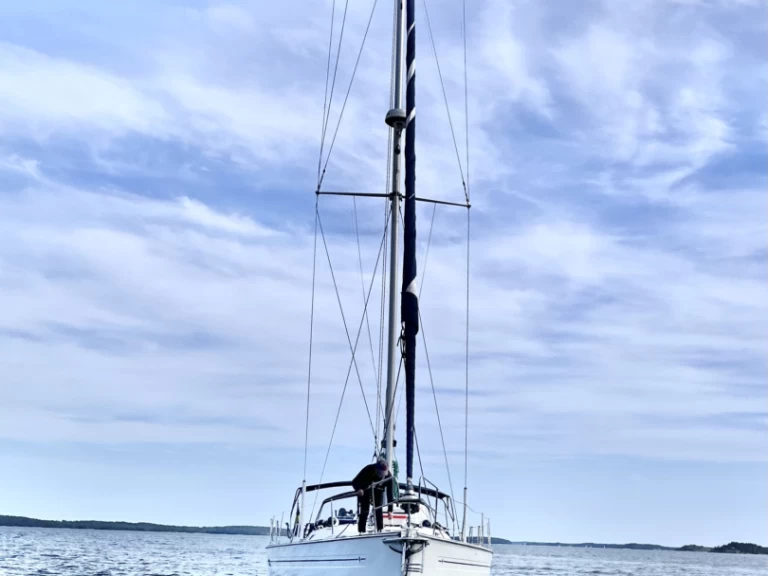 Bavaria 50 Holiday jednotlivci a charterové společnosti v Dalarö