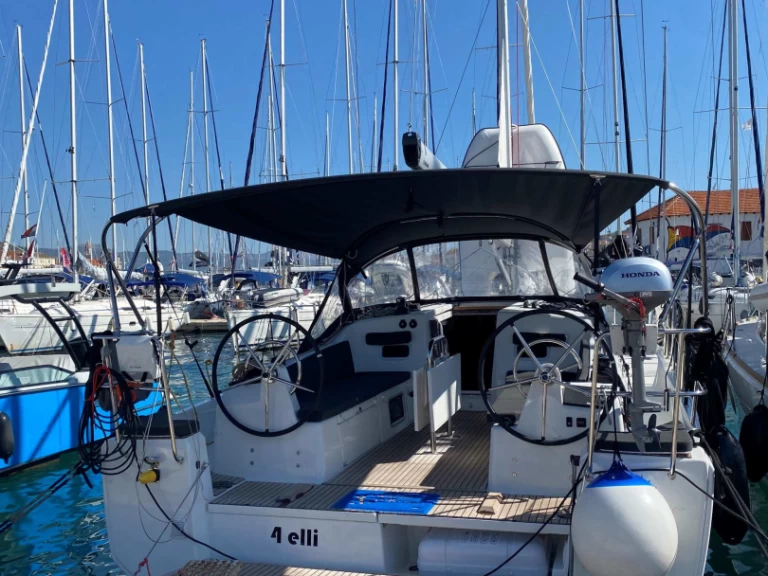 Pronájem jachty v Palma de Mallorca -Jeanneau Sun Odyssey 380 na Samboatu