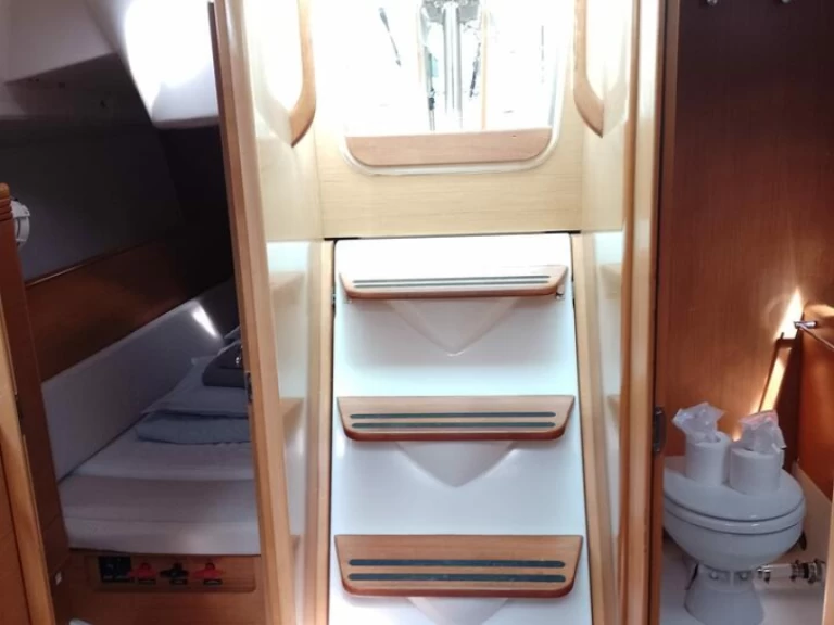 Pronájem Plachetnice v Gouvia -Jeanneau Sun Odyssey 33i