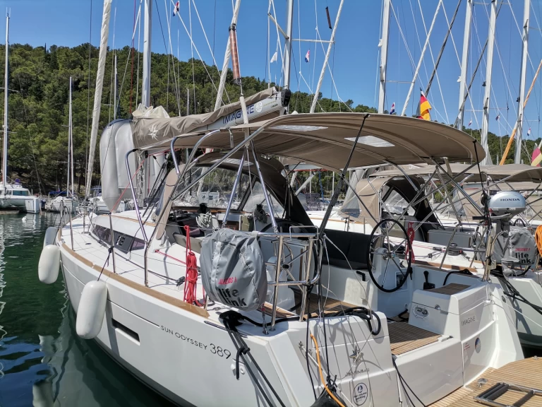 Pronájem Plachetnice v Gouvia -Jeanneau Sun Odyssey 389