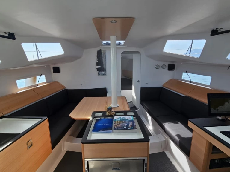 Pronájem Plachetnice Pogo Structures s licencí