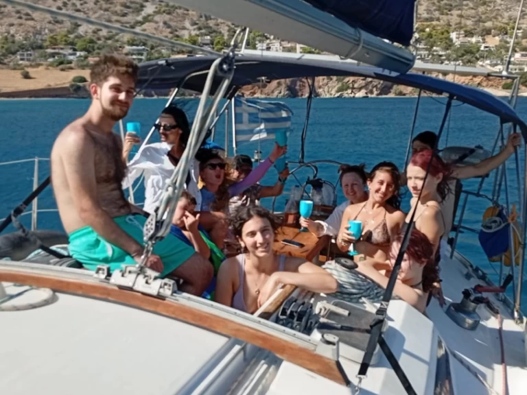 Pronájem lodi Dromor Apollo 12 v Atény na Samboatu