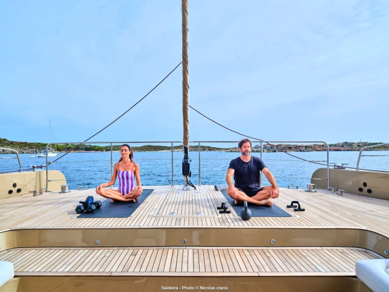 Pronájem Jachta Moon Yacht s licencí