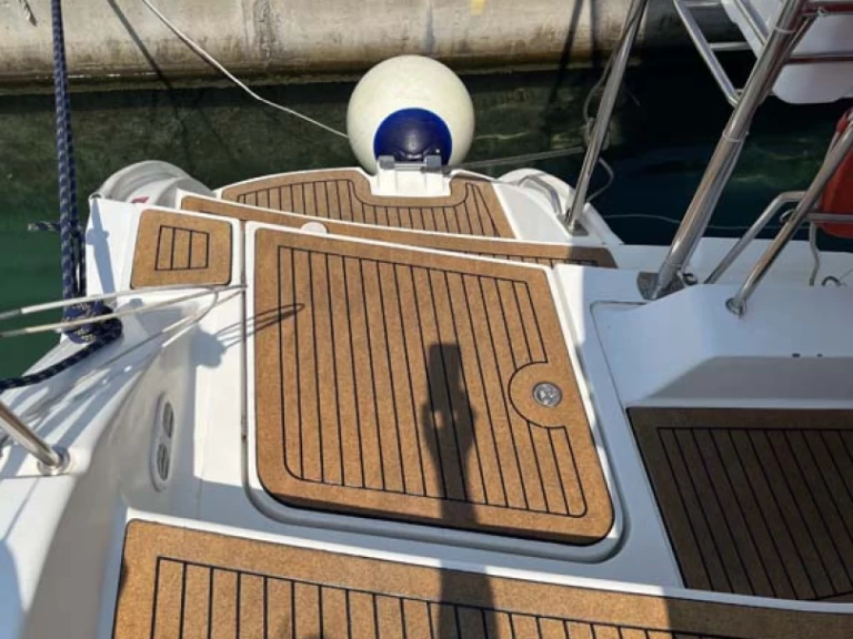Pronajmout si Fountaine Pajot Lipari 41 v Trogir