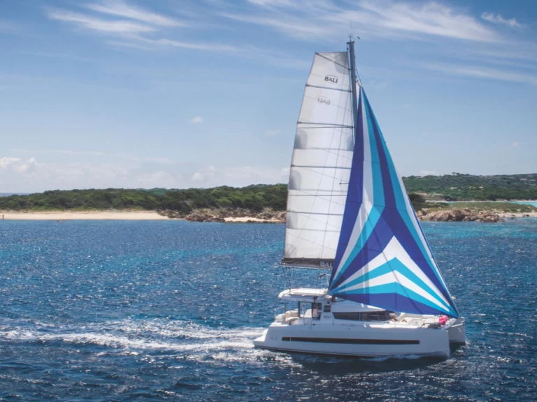 Bali Bali 4.1 jednotlivci a charterové společnosti v Kotor