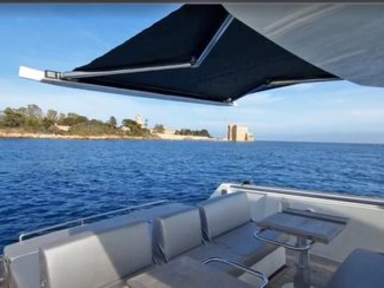 Pronajmout Motorová loď se skipperem či ne Fjord v Cannigione