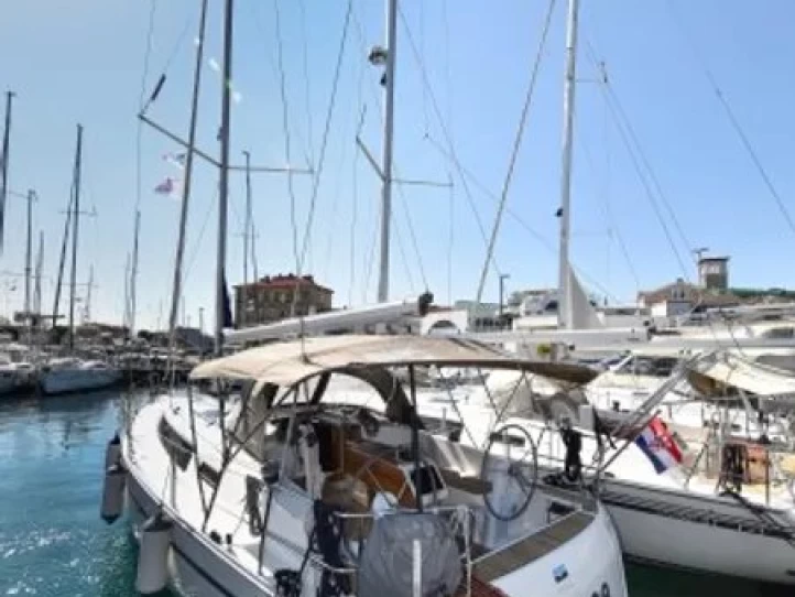 Pronájem lodi Zadar lákavé ceny Cruiser 37