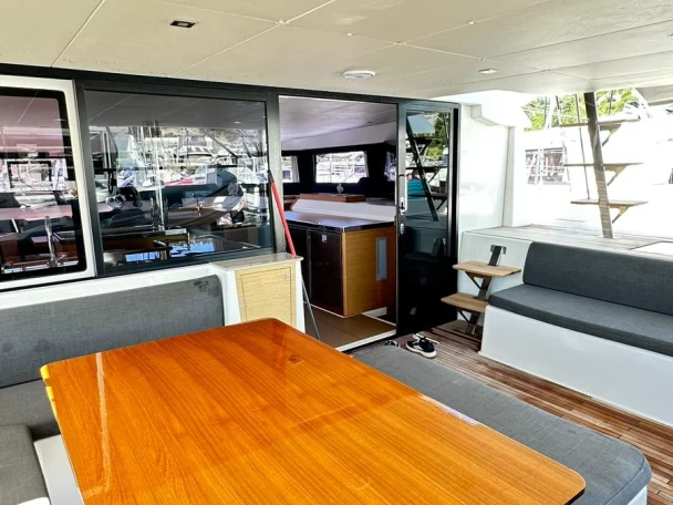 Pronájem lodi Primošten  lákavé ceny Dufour Catamarans 48 Sail