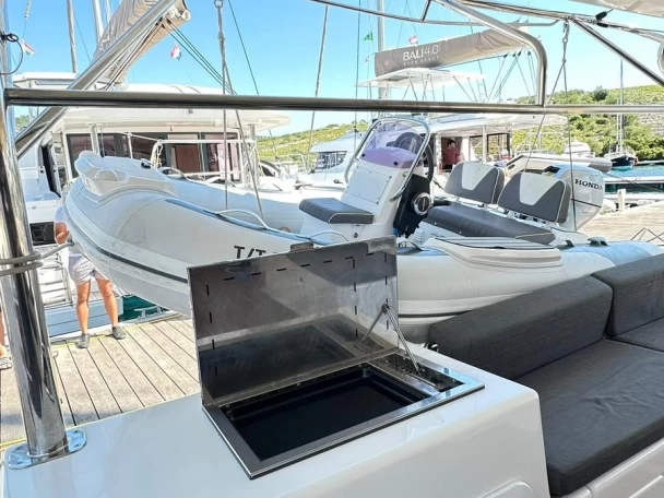 Pronájem Katamarán v Primošten  -Dufour Dufour Catamarans 48 Sail