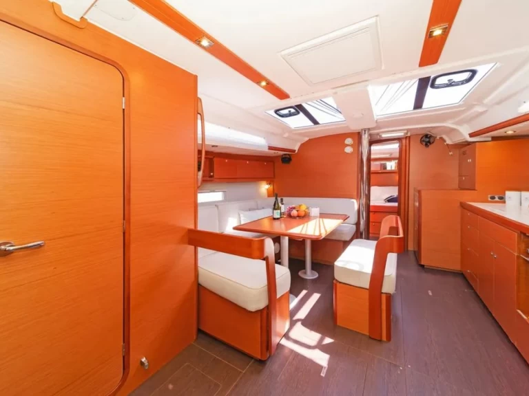 Pronajmout Plachetnice se skipperem či ne Dufour v Ávdira