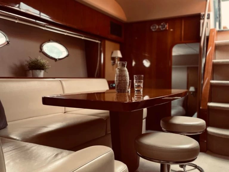 Pronájem Jachta v Makarska -Princess Princess V53