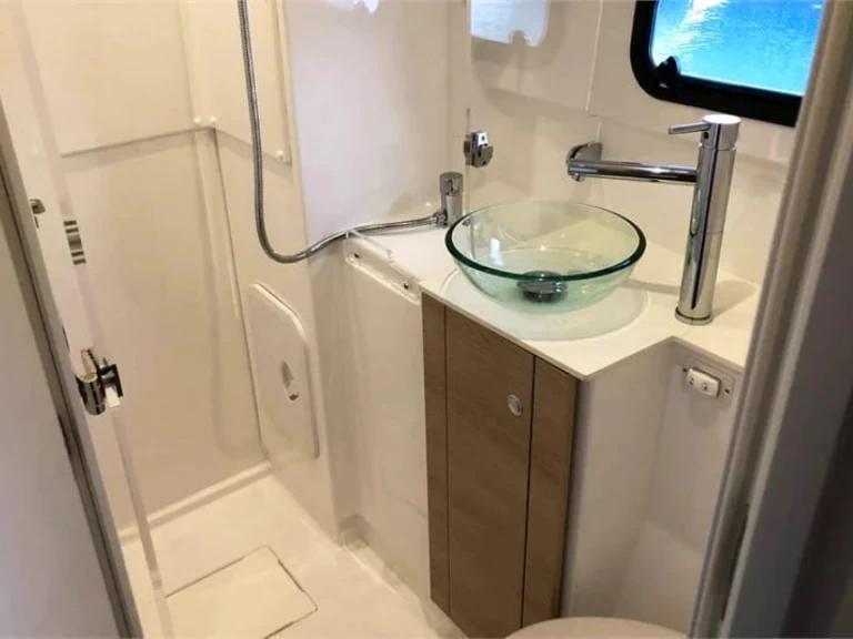 Pronájem lodi Bali Bali 4.5 v Palermo na Samboatu