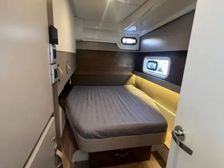 Pronájem Katamarán Bali s licencí