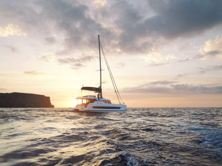 Bali Bali Catspace Voile jednotlivci a charterové společnosti v Palermo