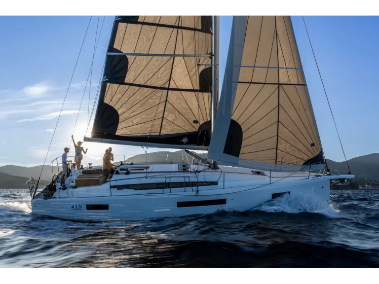 Pronájem lodi Jeanneau Sun Odyssey 415 v Palma de Mallorca na Samboatu