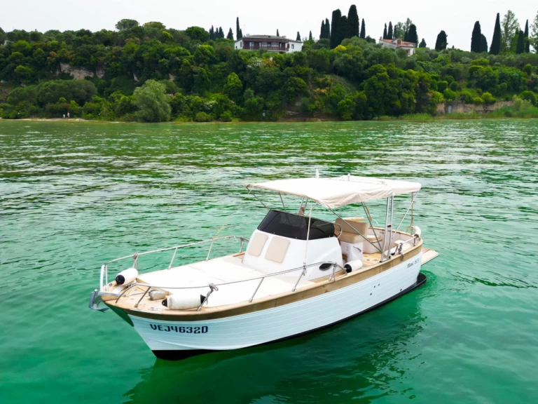 Pronajmout si Mimi libeccio 9.50 cabin v La Spezia