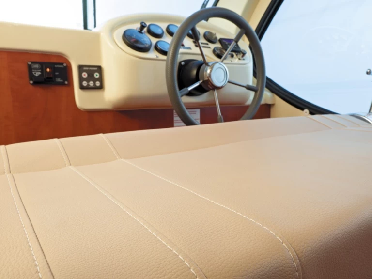 Motorová loď k pronájmu v Eembrugge za nejlepší cenu