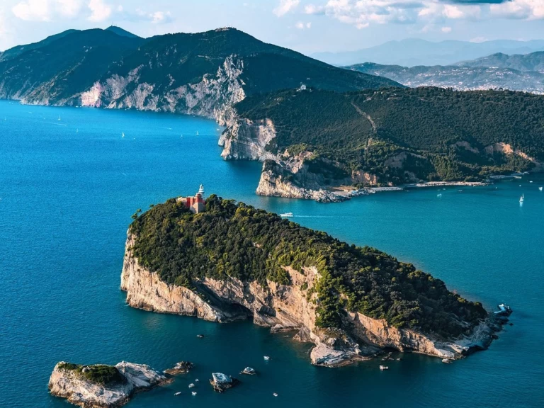 Pronajmout Motorová loď se skipperem či ne Mimi v La Spezia