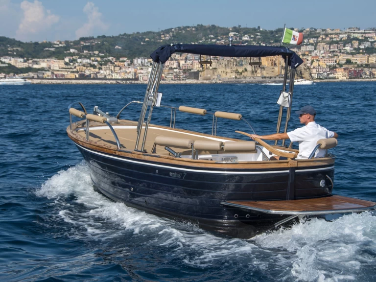 Pronájem lodi La Spezia lákavé ceny 7