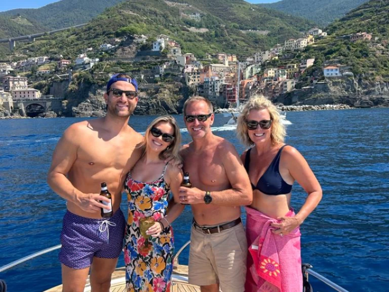 Pronájem lodi La Spezia lákavé ceny 7 CLASSIC