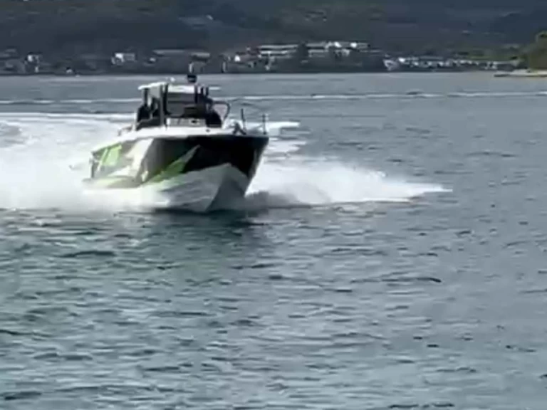 Pronájem Motorová loď GRANDE MARE 29 s licencí