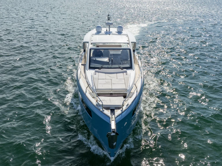 Pronájem Jachta v Miami -Jeanneau db 43