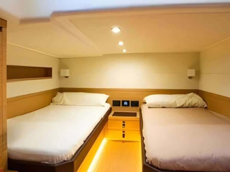 Pronájem lodi Ibiza Town lákavé ceny Pardo 50