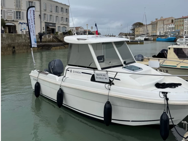 Pronájem Motorová loď v La Rochelle -Jeanneau Merry Fisher 580
