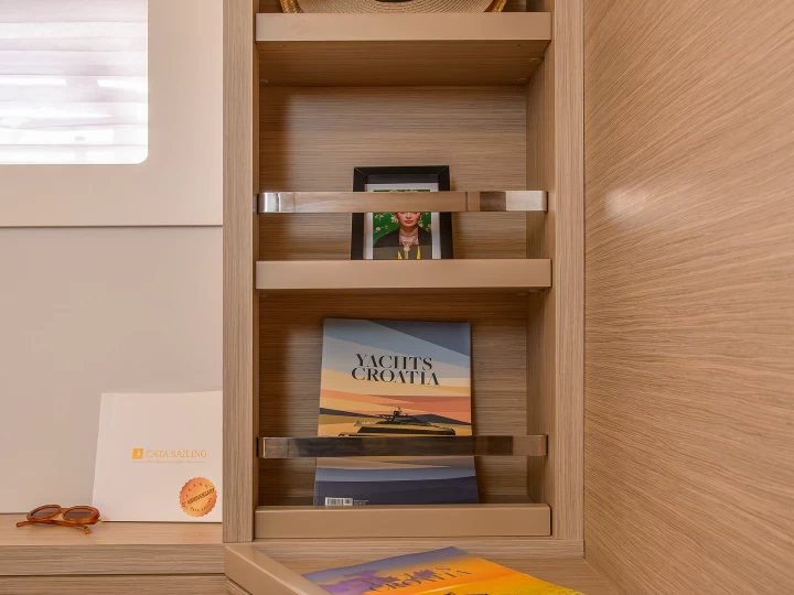 Katamarán k pronájmu v Trogir za nejlepší cenu