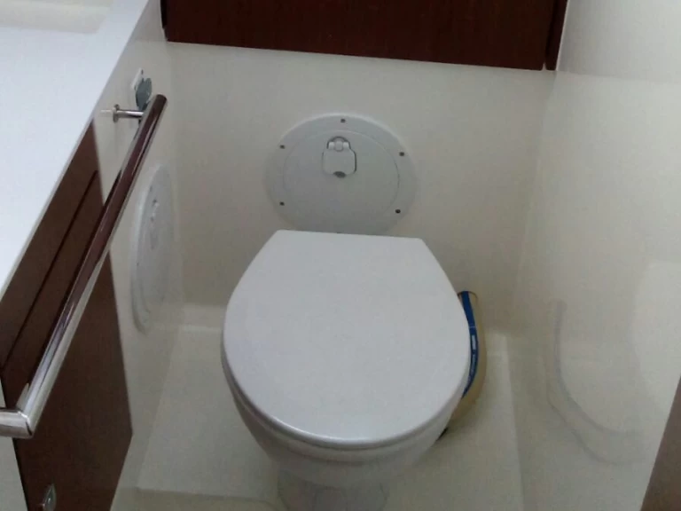 Pronajmout Plachetnice se skipperem či ne Bavaria v Palermo