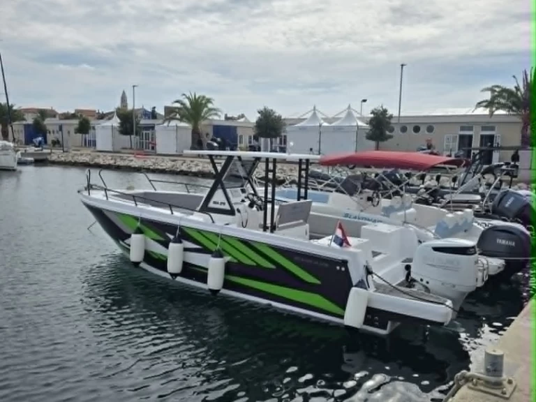 GRANDE MARE 29 GRANDE MARE 29 jednotlivci a charterové společnosti v Trogir
