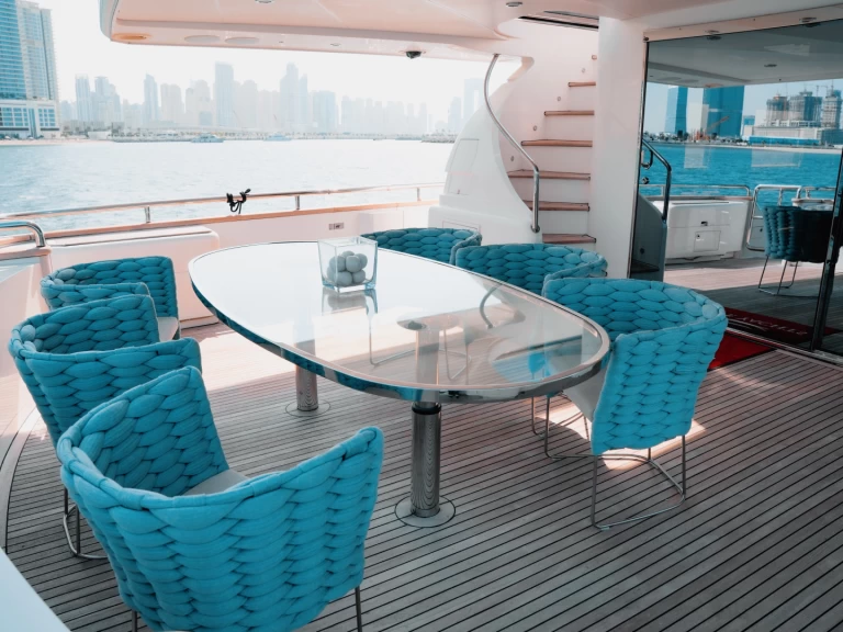 Pronájem jachty v Dubaï harbour -Sunseeker A3 na Samboatu