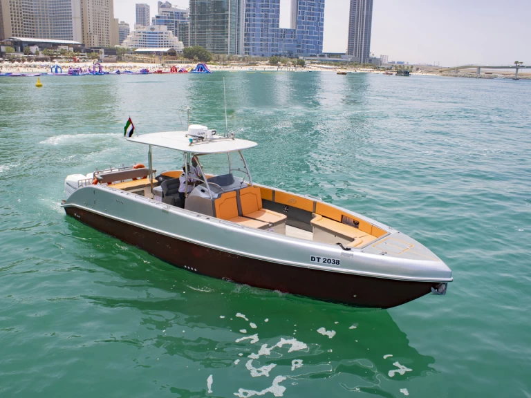 Pronájem Motorová loď v Dubaï harbour -Sea Ray X20