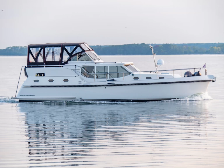 Pronájem lodi Gruno Gruno Classic 41 v Waren (Müritz) na Samboatu