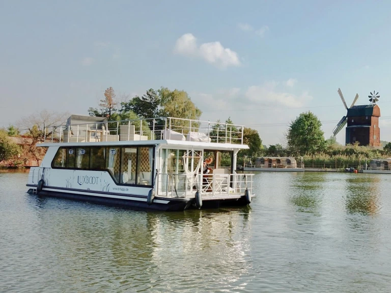 Pronájem lodi Buchholz City lákavé ceny Luxboot