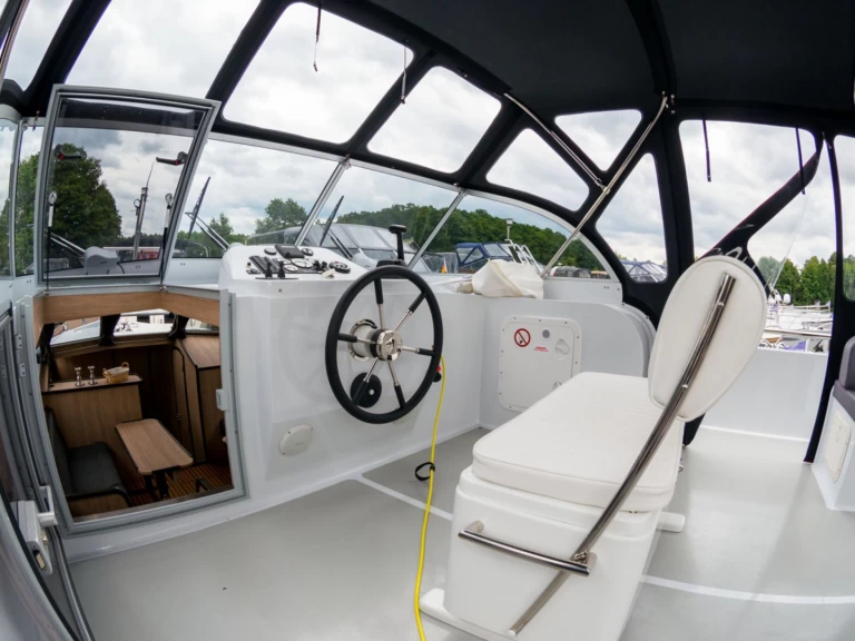 Pronájem lodi Gruno Gruno Classic 41 v Waren (Müritz) na Samboatu