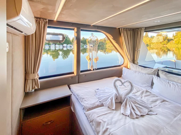 Pronájem lodi Buchholz City lákavé ceny Luxboot