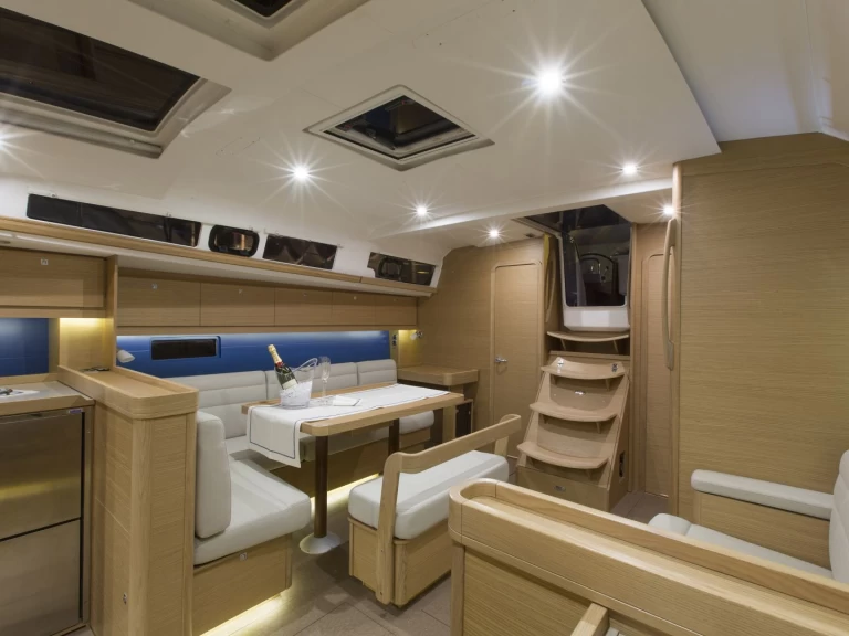 Pronájem lodi Dufour Dufour 460 Grand Large v Alimos na Samboatu