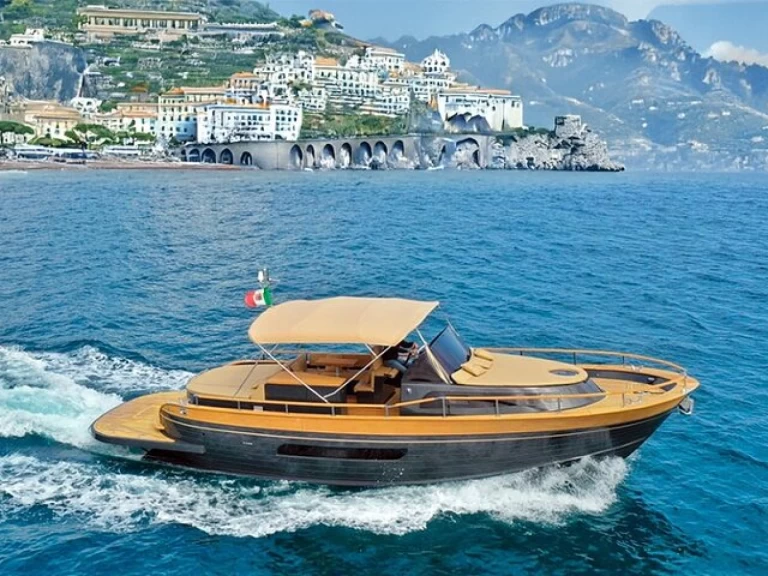 Pronajmout si Esposito Premium 28 v Amalfi 