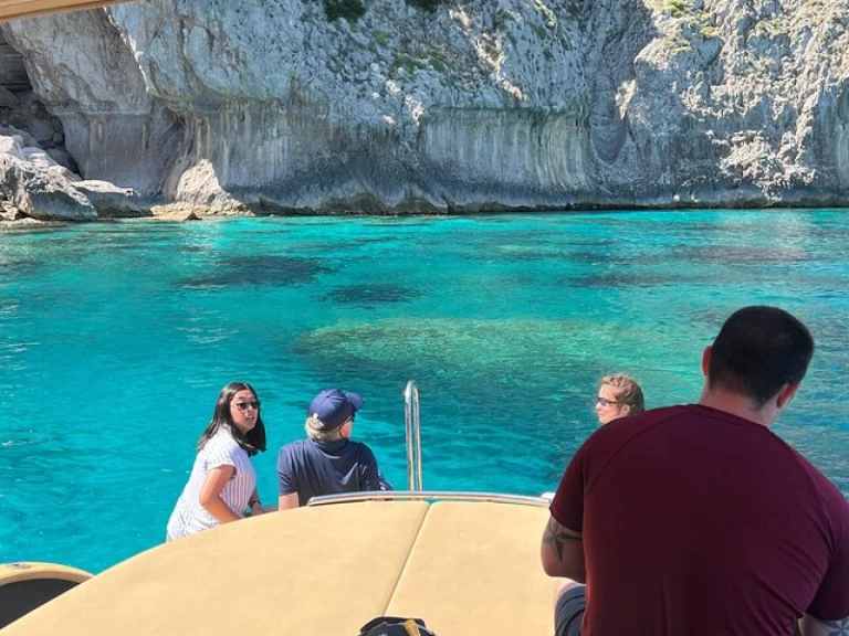 Pronájem lodi Esposito Premium 28 v Amalfi  na Samboatu