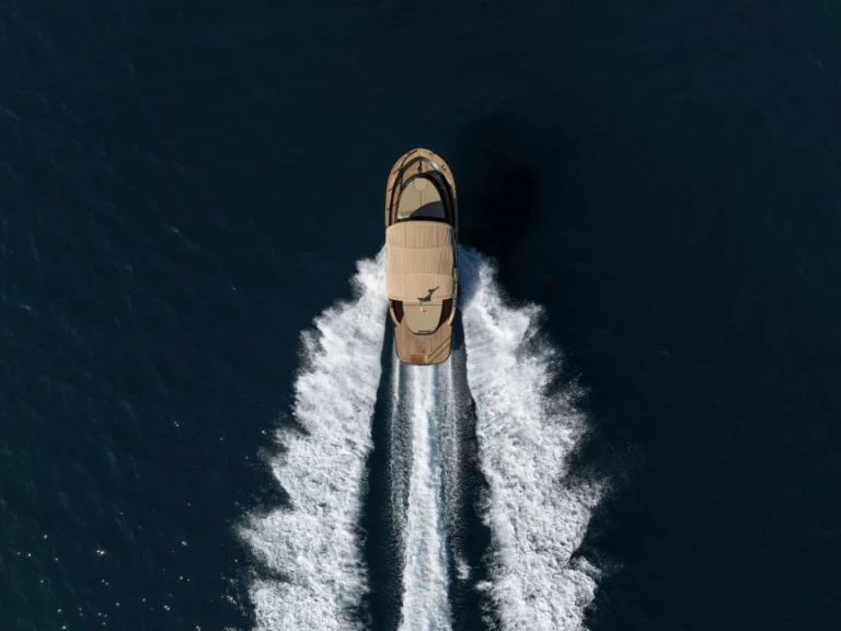 Esposito Premium 28 jednotlivci a charterové společnosti v Amalfi 