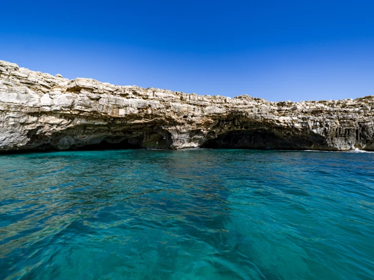 Pronájem Motorová loď NAUTICA SERVICE SRL s licencí