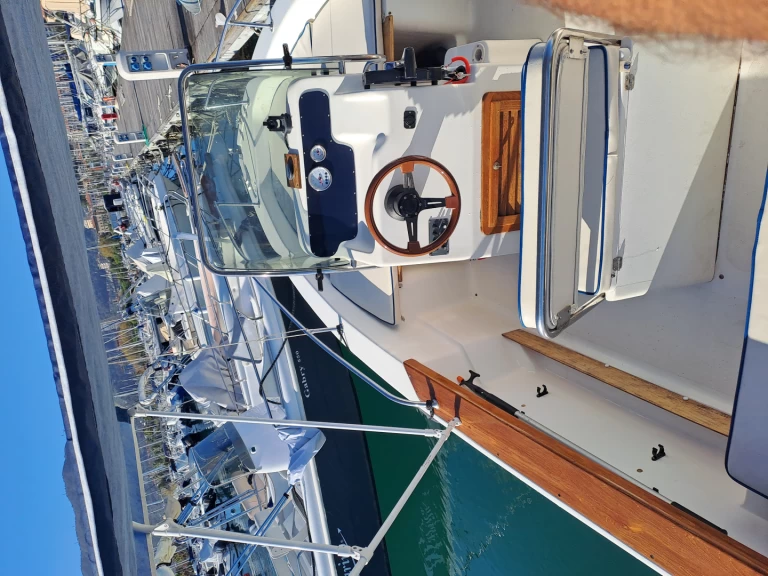 Pronájem Motorová loď v La Spezia -Ranieri Azzura