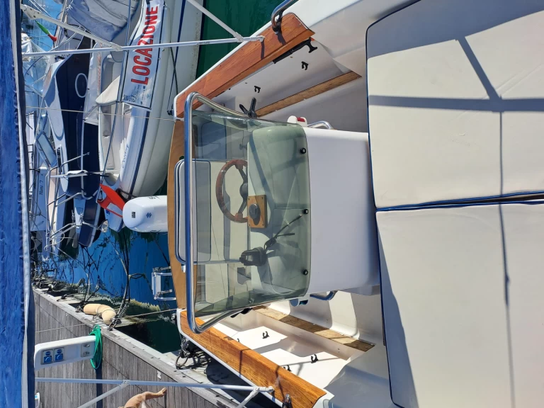 Pronájem lodi La Spezia lákavé ceny Azzura