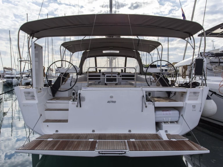 Pronájem lodi Dufour Dufour 530 v Preveza na Samboatu